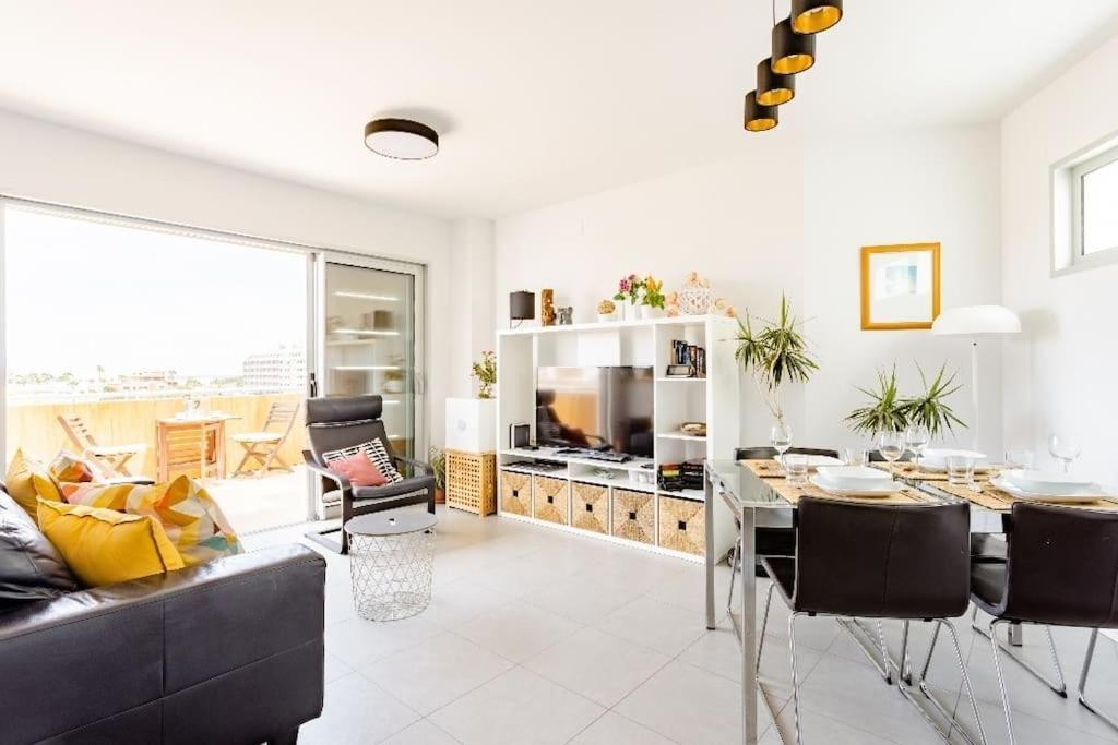 El Medano Beachfront Triplex Penthouse With Pool, Rooftop, Sea View Buitenkant foto