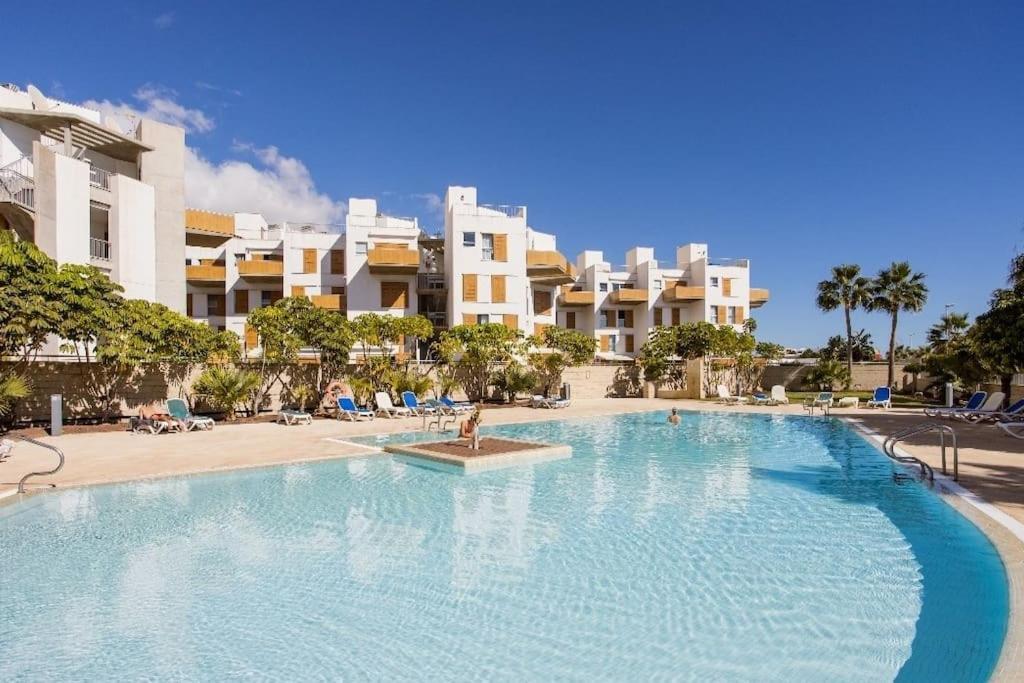 El Medano Beachfront Triplex Penthouse With Pool, Rooftop, Sea View Buitenkant foto