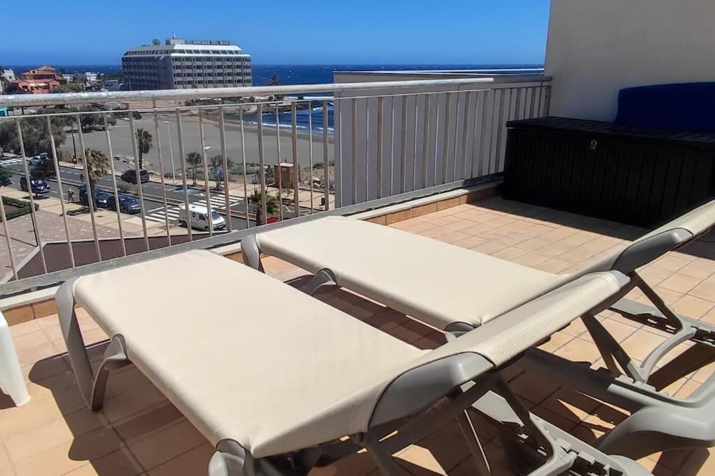 El Medano Beachfront Triplex Penthouse With Pool, Rooftop, Sea View Buitenkant foto