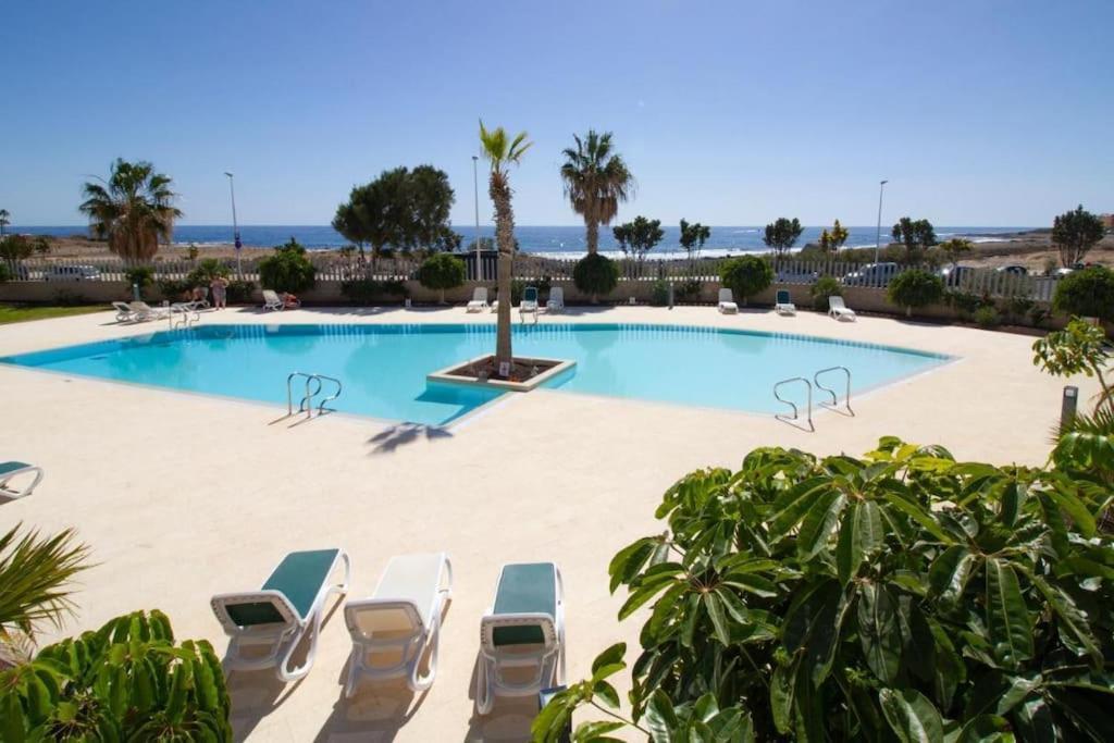 El Medano Beachfront Triplex Penthouse With Pool, Rooftop, Sea View Buitenkant foto